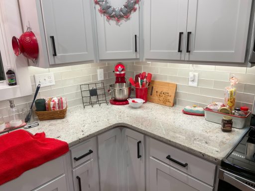 kitchen under cabinet lighting